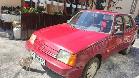 Продам автомобіль Славута