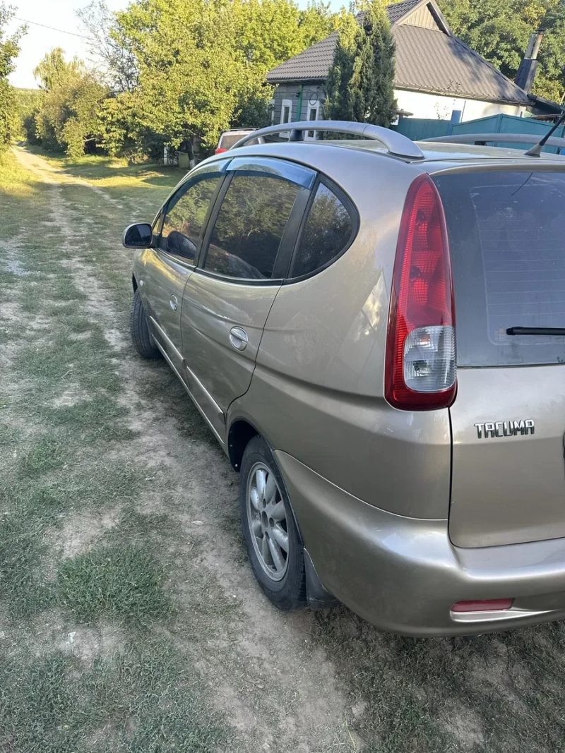Продам автомобвль CHEVROLET Tacuma — фото 4