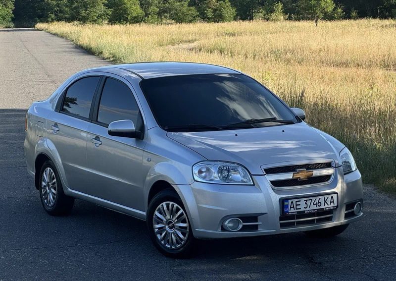 Продам Chevrolet Aveo T250 — фото 3