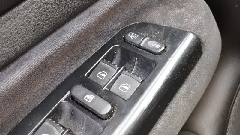 Продам фольца гольф 4 універсал 1.6 бензин — фото 4