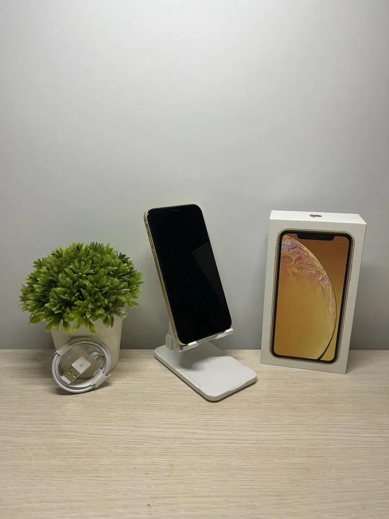 Продам Iphone Xr 128 gb Айфон хр 128 гб Yellow Жовтого кольору — фото 2