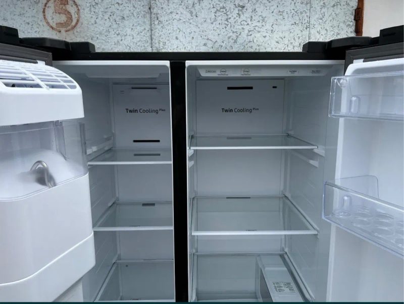 Продам Холодильник Side-by-Side Samsung RS6GN8321B1.Доставлю.2023 рік — фото 6
