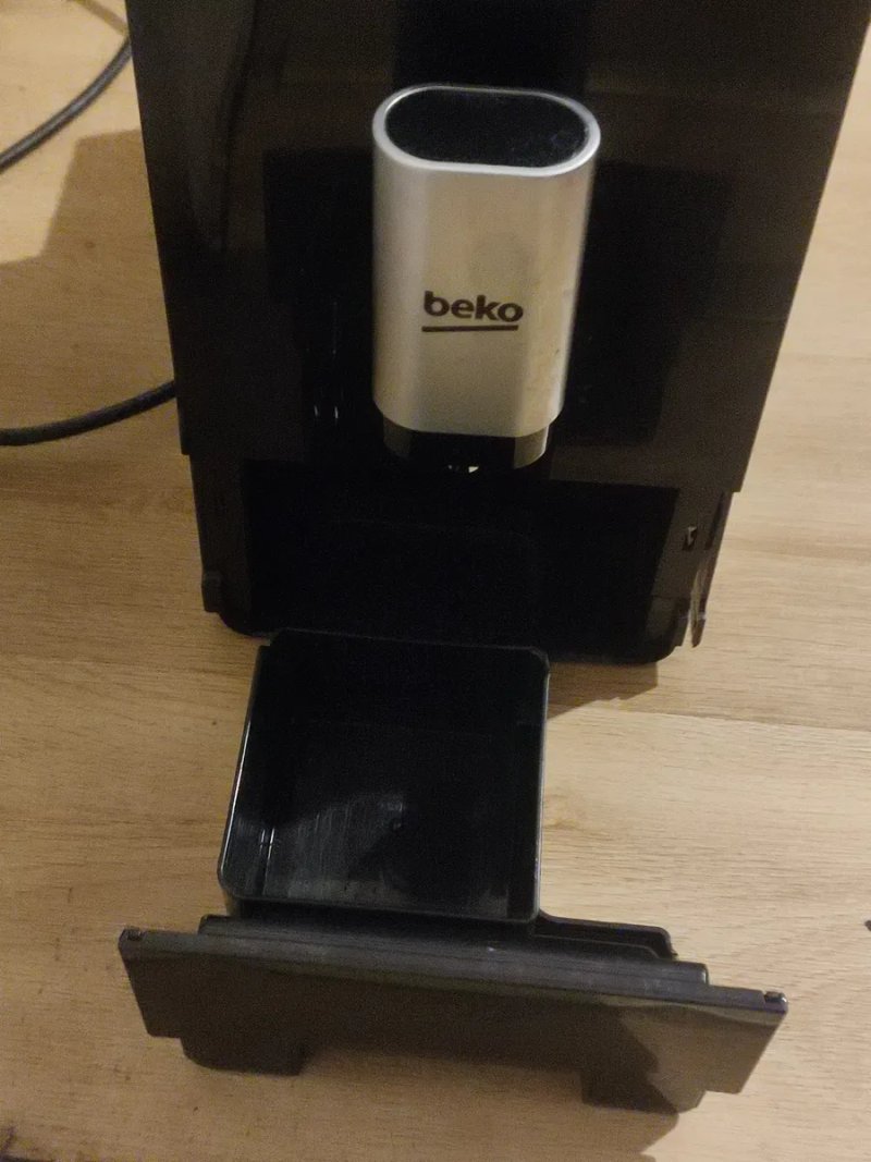 Продам кофемашину Beko CEG3190B — фото 3