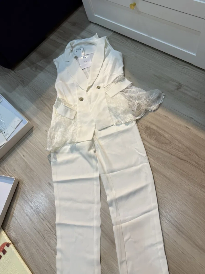 Продам костюм Dior — фото 3