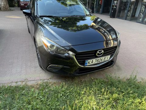 Продам Mazda 3 2018