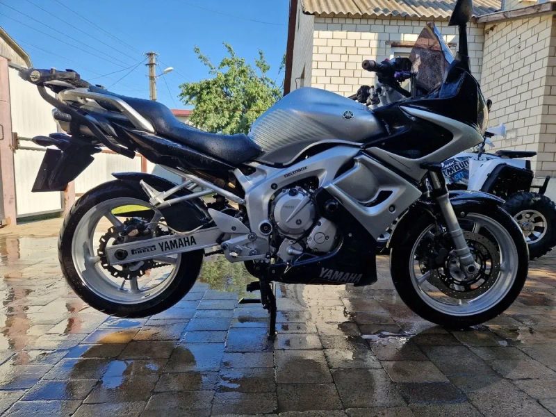 Продам мотоцикл Yamaha FZ6 Fazer — фото 2
