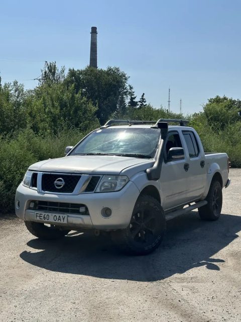 Продам Nissan Navara d40 2011 2.5d 4x4