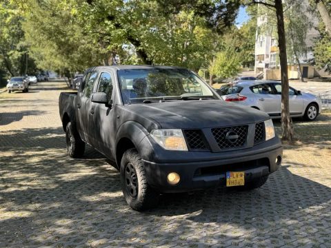 Продам nissan navara левый руль 2,5 diesel в Харькове