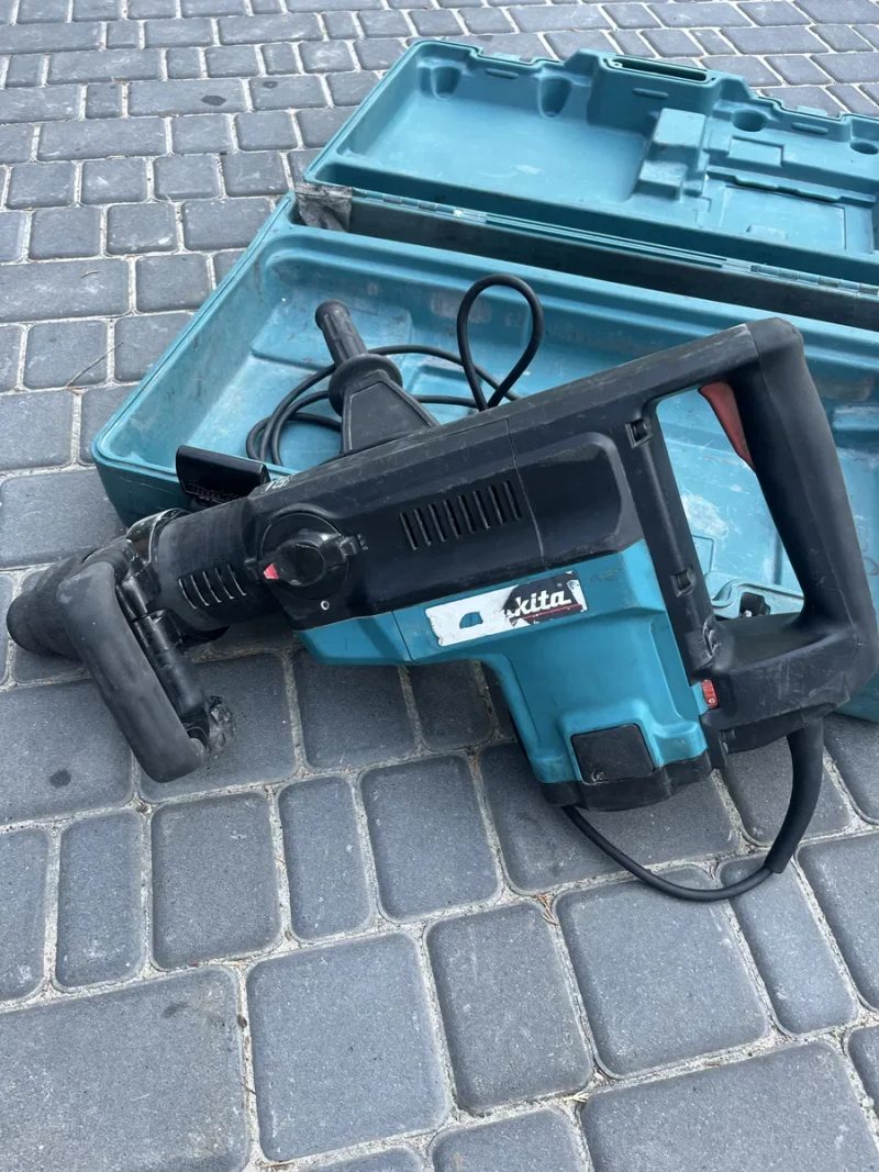 Продам перфоратор , відбійний молоток  MAKITA 5001 C — фото 2