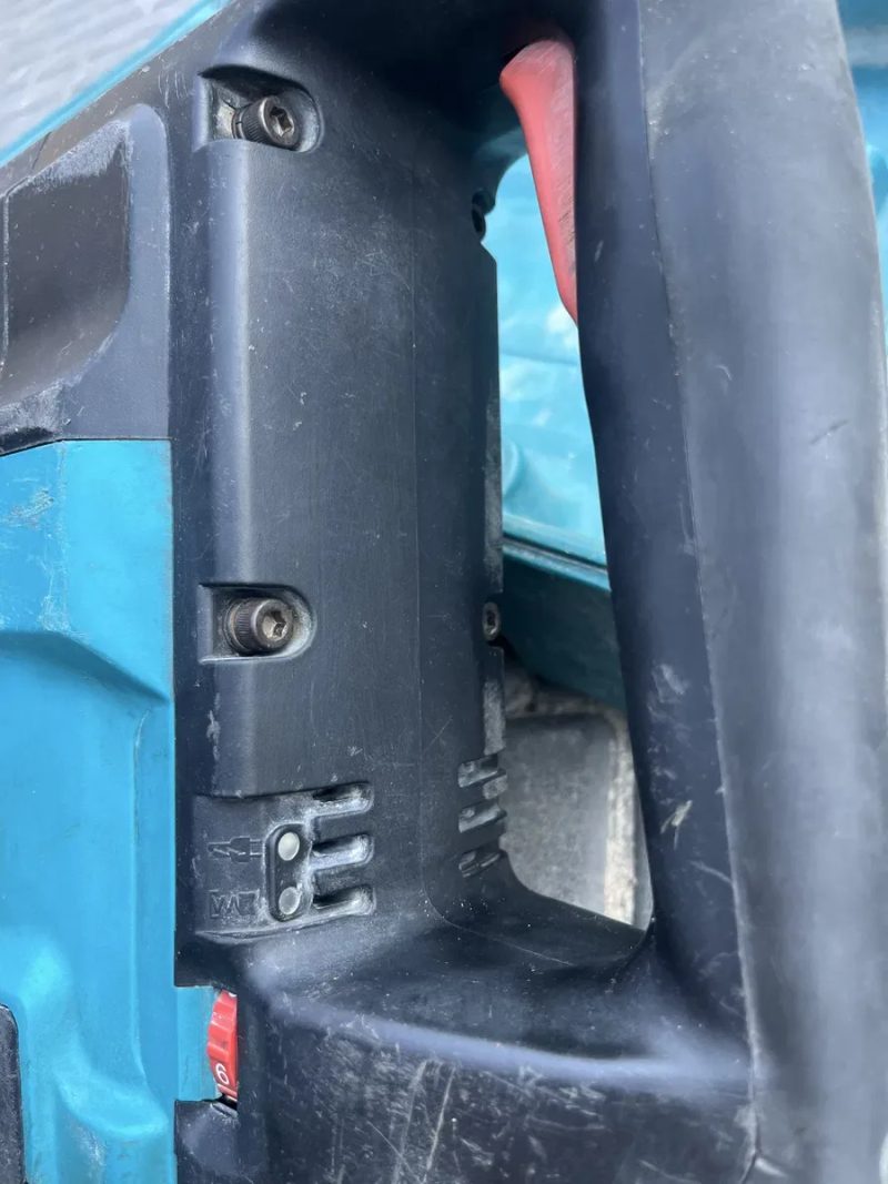Продам перфоратор , відбійний молоток  MAKITA 5001 C — фото 6