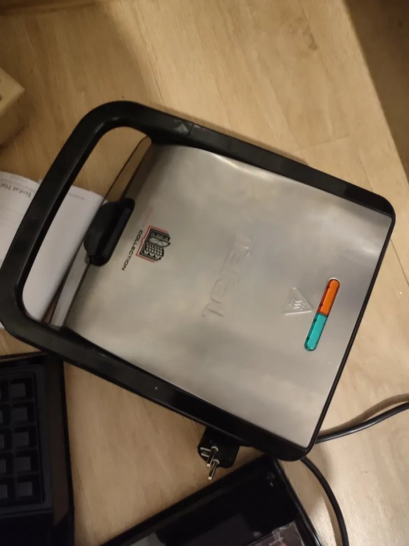Продам СендвічницюTefal SW 852 
Залишити відгук — фото 2