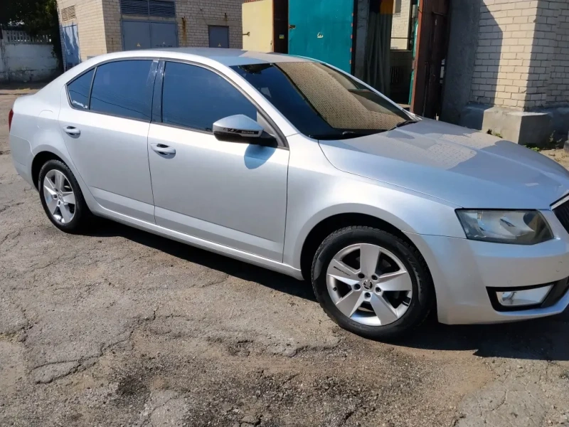 продам Skoda Octavia в идеальном состоянии — фото 4