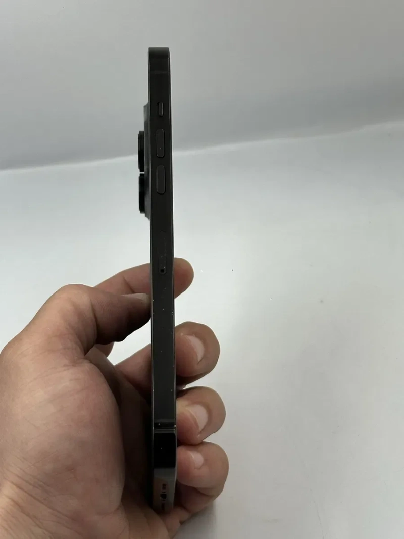 Продам свій особистий iPhone 16 pro Max 256Gb батарея 90% оригінал з коробкою — фото 4