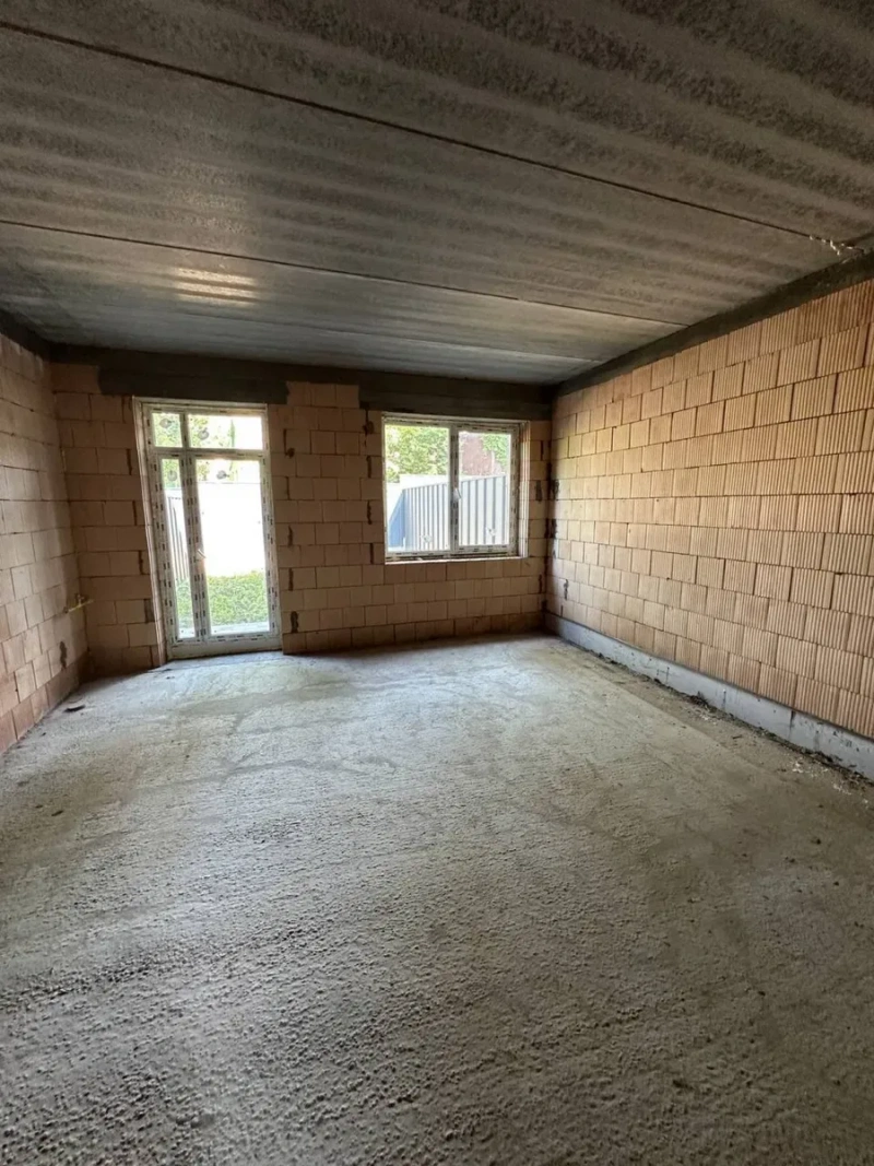 Продам таунхаус в місті Ірпінь на вул. Лисенка, 90 м² та мансарда 40 м², ділянка 1,6 сотки — 88 000 $. Власний передній двір. Вигідна ціна. — фото 4