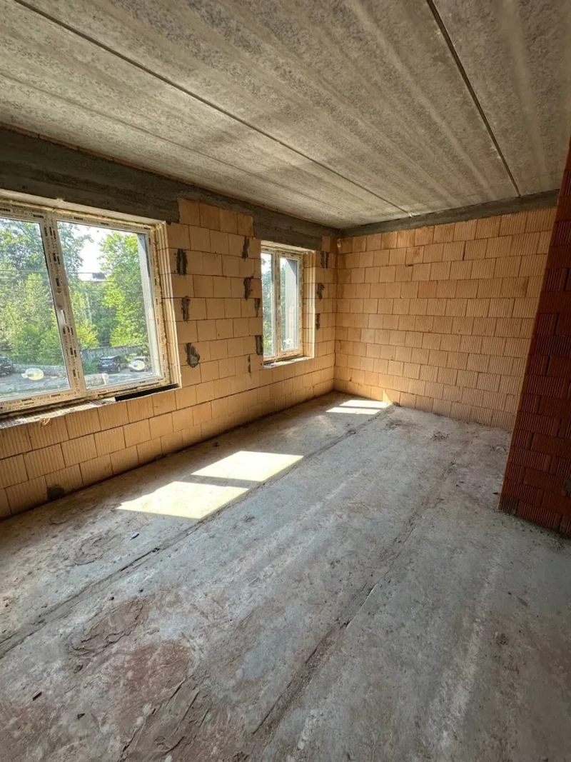 Продам таунхаус в місті Ірпінь на вул. Лисенка, 90 м² та мансарда 40 м², ділянка 1,6 сотки — 88 000 $. Власний передній двір. Вигідна ціна. — фото 7