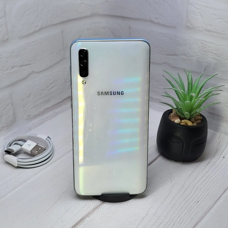 Продам телефон Samsung A50 4/64Gb NFC в гарному стані — фото 8