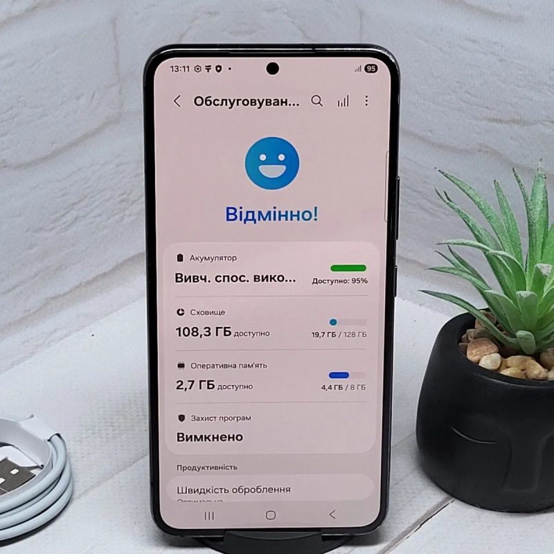 Продам телефон Samsung S22 8/128Gb NFC в гарному стані — фото 3