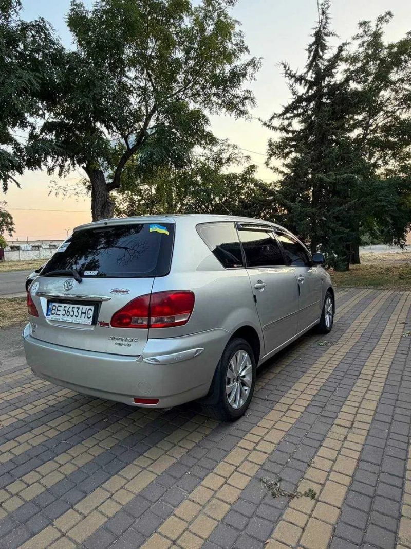 Продам Toyota Avensis Verso 2002 р.в. — фото 6