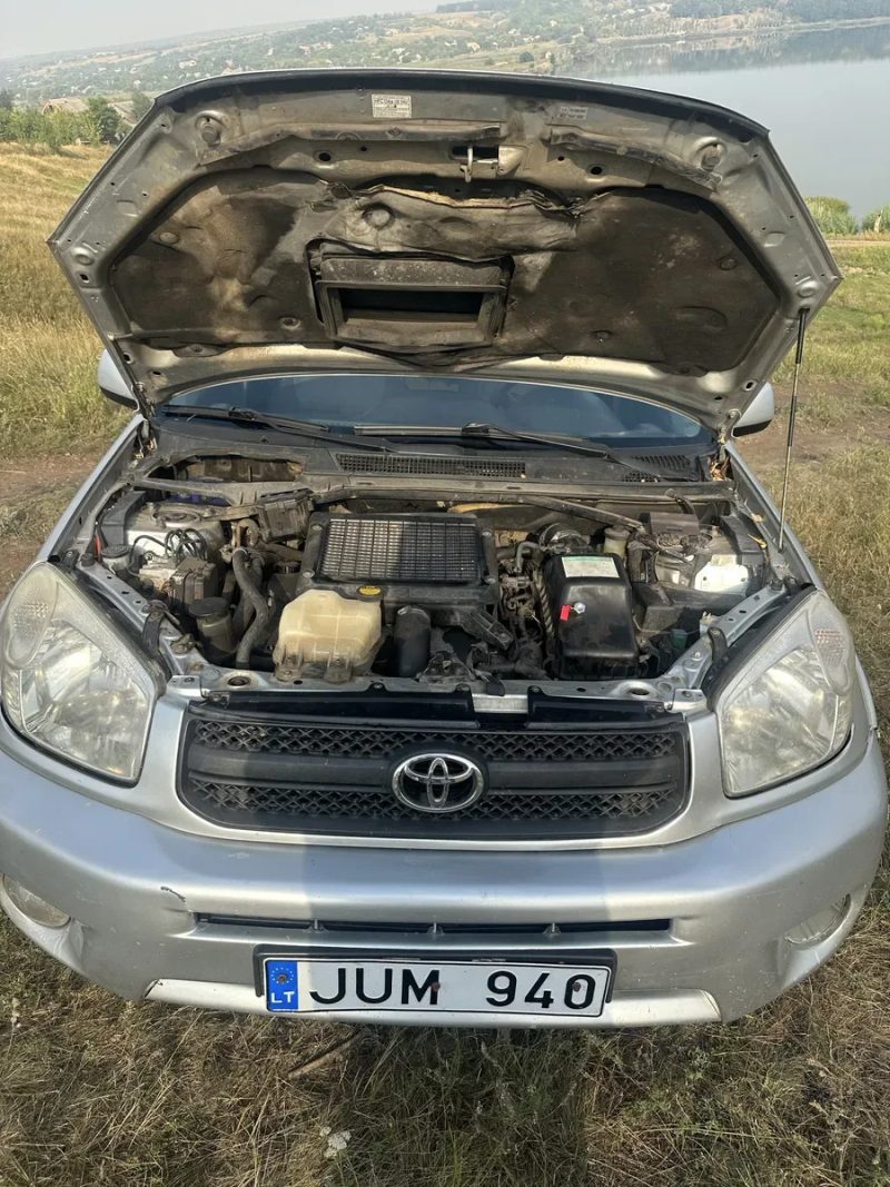 Продам Toyota Rav 4 2,0 дизель — фото 5