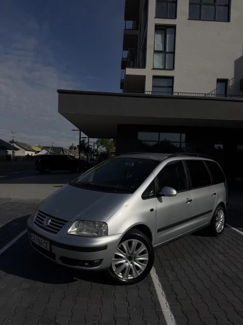 Продам Volkswagen SHARAN 2005 рік 1.9 ТДІ 350т км