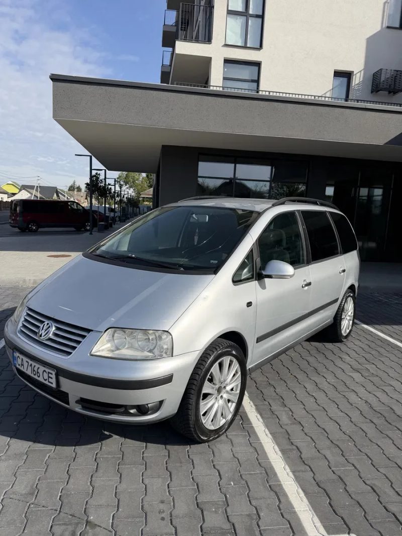 Продам Volkswagen SHARAN 2005 рік 1.9 ТДІ 350т км — фото 8