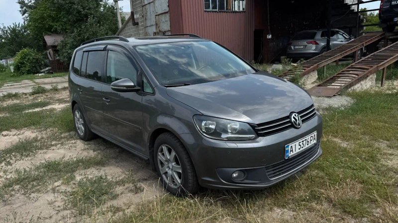 Продам Volkswagen Touran 1.6 дизель 2013 — фото 2