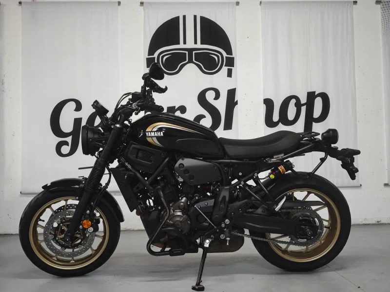 Продаємо YAMAHA XSR-700, мотоцикл-неокласік, Sport Heritage, 2023р.в.