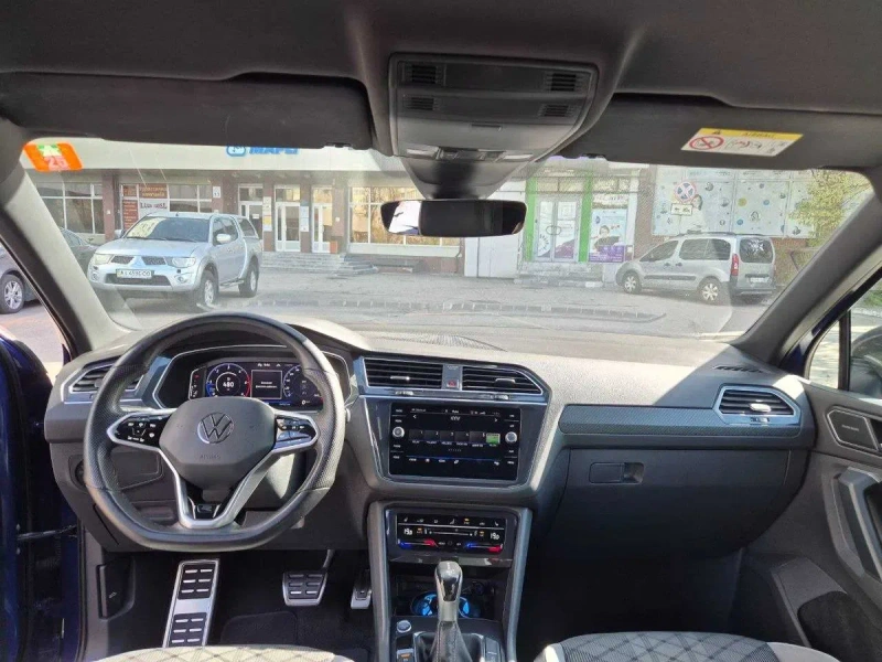 Продаю Volkswagen Tiguan 2021 FL R-Line 2.0 TDI DSG, 4-motion 249 тис. Перший, господар, з салону. ТО - фірмовий сервіс. Без ДТП, стан - ідеал. — фото 4