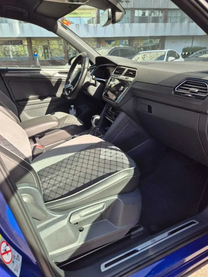 Продаю Volkswagen Tiguan 2021 FL R-Line 2.0 TDI DSG, 4-motion 249 тис. Перший, господар, з салону. ТО - фірмовий сервіс. Без ДТП, стан - ідеал. — фото 8
