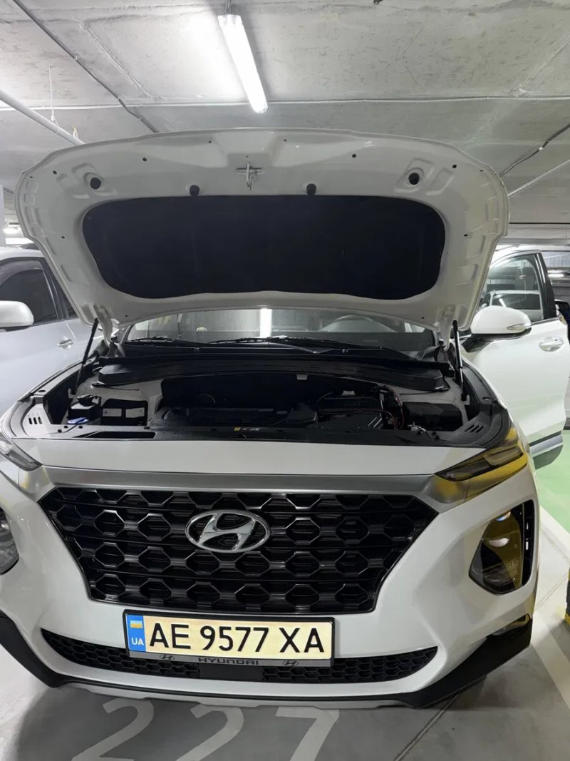Продаж Hyundai Santa FE 2019 — фото 6
