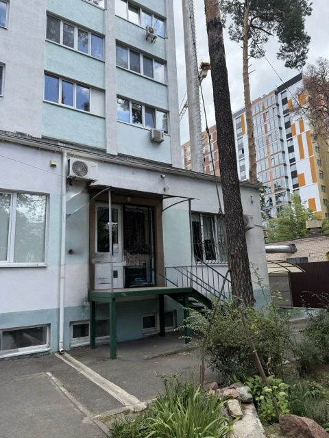 Продаж комерційного приміщення в центрі Ірпеня