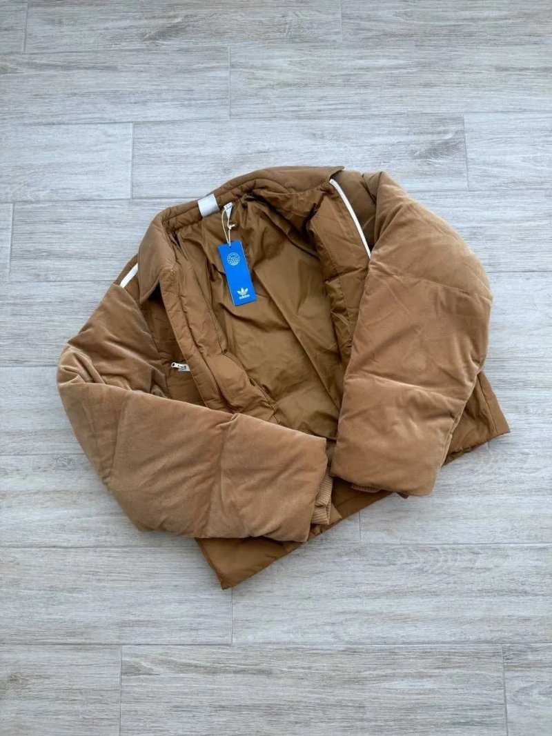 Оригінал! сша! Жіноча куртка Adidas Velvet Puffer Jacket IB2028 зимовий пуховик новий стан — фото 2