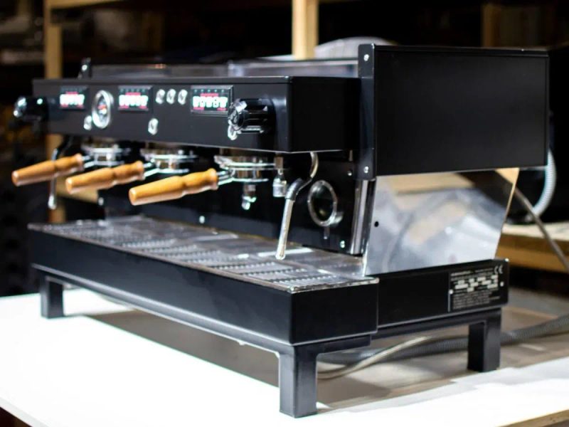 Професійна кавомашина La Marzocco Linea — фото 6