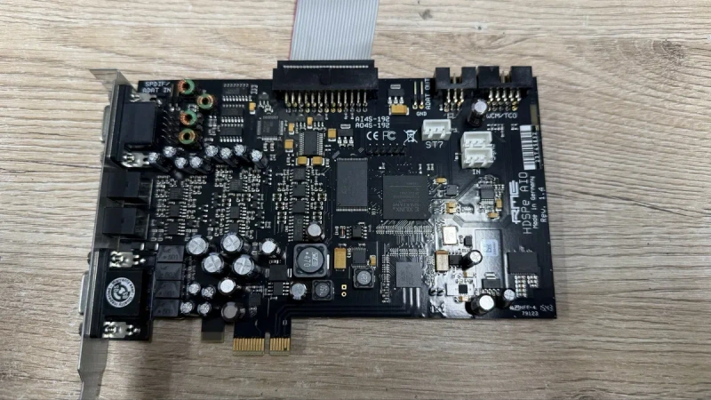 Професійна звукова карта RME HDSPe AIO + розширення — фото 4