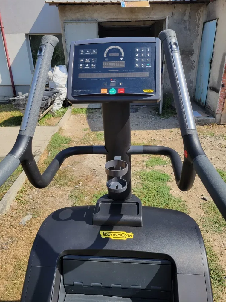 Професійні Сходи technogym Climb 1000 Led — фото 2