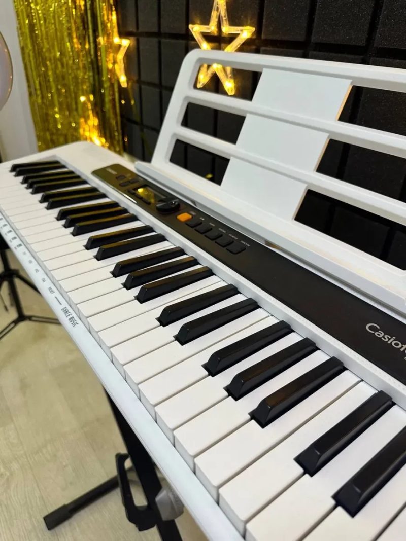 ПРОФЕСІЙНИЙ білий синтезатор CASIO, цифрове електронне піаніно — фото 5