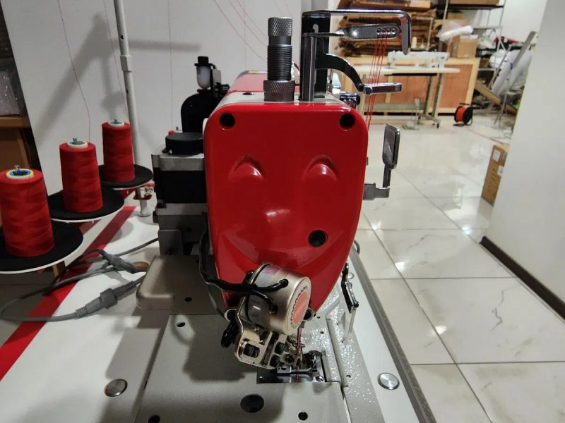 Промислова розпошивальна машина SPARTAK ST-F80ND (3-голкова 5-ниткова з авто-функціями на кроковому моторі) — фото 6