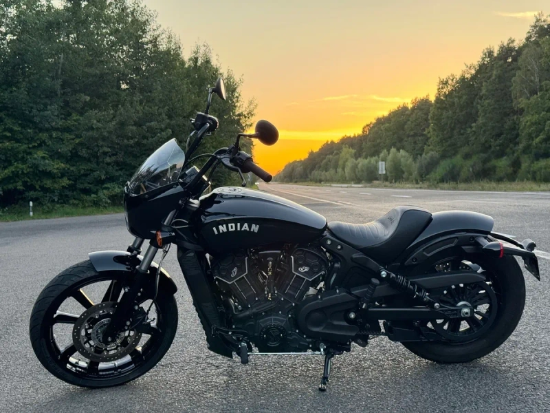 Прямий конкурент Harley-Davidson чудовий мотоцикл Indian Scout Rogue, 2022 рік — фото 5