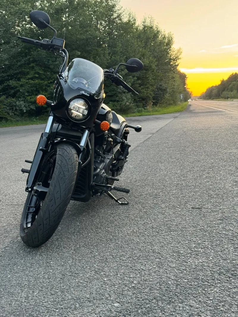 Прямий конкурент Harley-Davidson чудовий мотоцикл Indian Scout Rogue, 2022 рік — фото 7