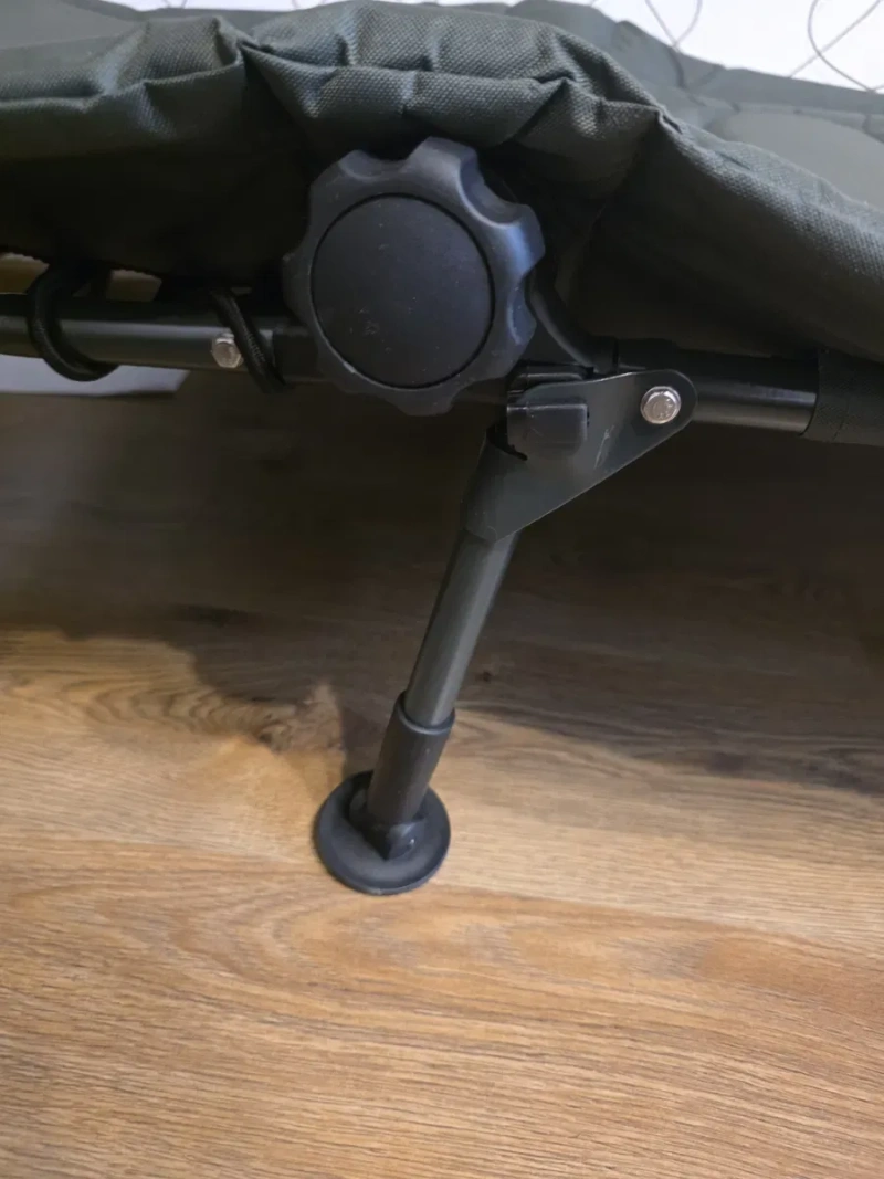 Раскладушка карповая для рыбалки 8 ног Ranger Bed 84 Уценка — фото 6