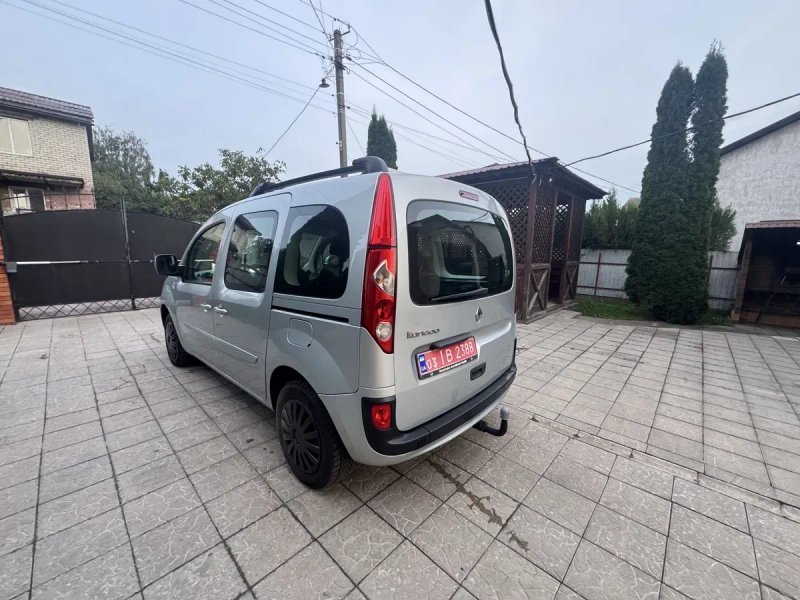 Renault Kangoo 2011 рік — фото 4