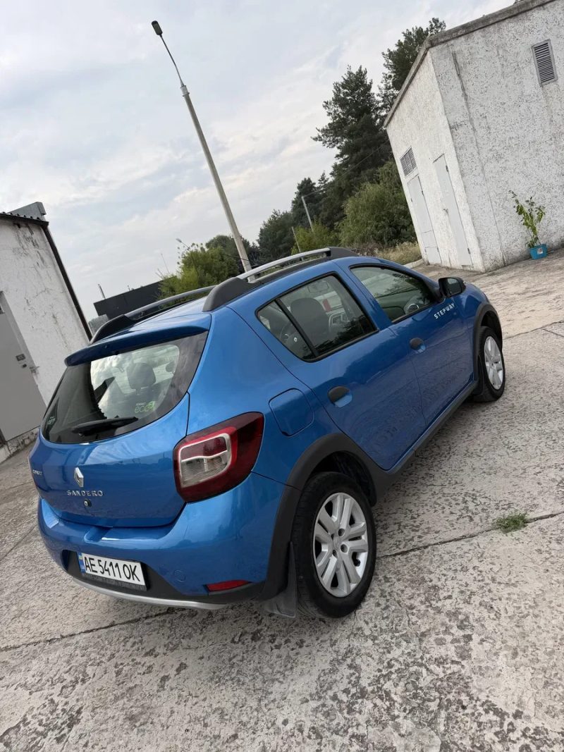 Renault Sandero Stepway 1.5 дизель — фото 4