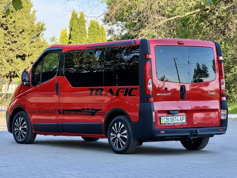 Renault Trafik В Ідельному Стані! Виглядає як на фото Так І В ЖИВУ!!! 2.0 Пасажир 8+1 — фото 5