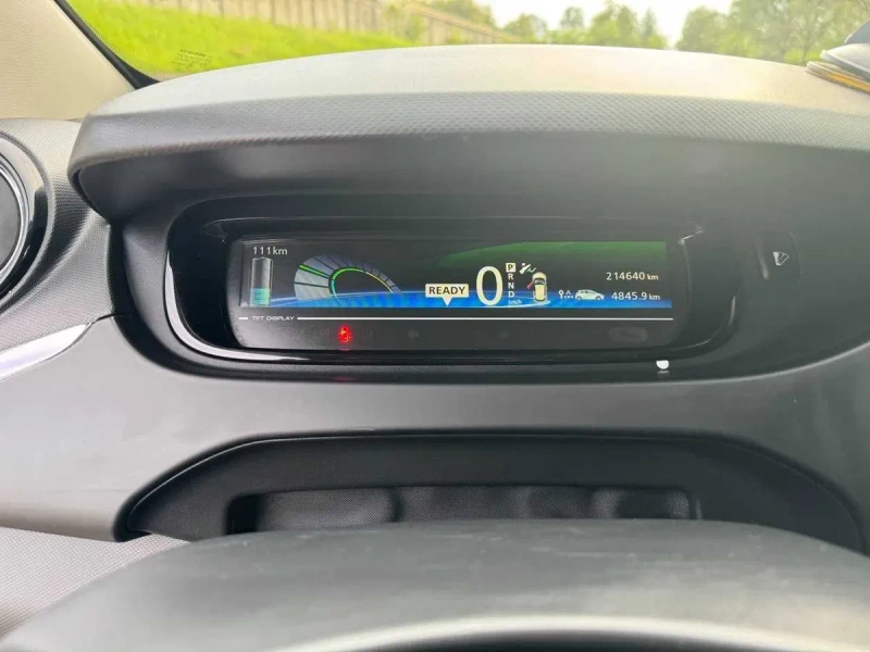 Renault Zoe R90 41 kWh - новая батарея 2025 года! Запас хода 340 км — фото 3