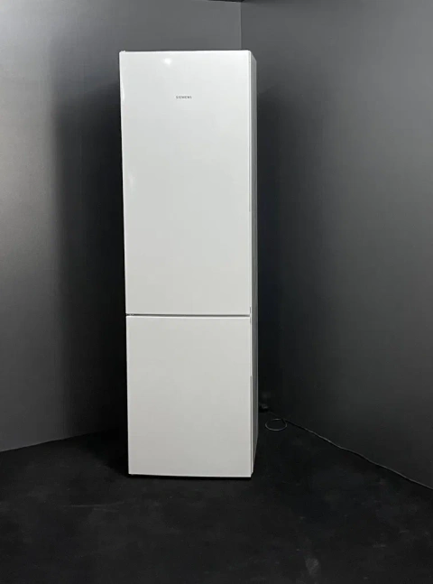20 рік Двокамерний холодильник Siemens KG39VUW30/06. huperFresh BigBox  A+++