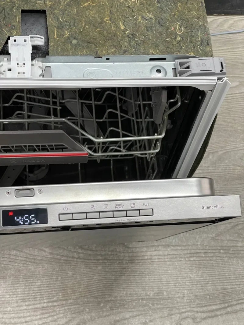 22 рік Посудомийна машина Bosch SGV4HCX48E/01 Проекція Стан Ідеал — фото 2