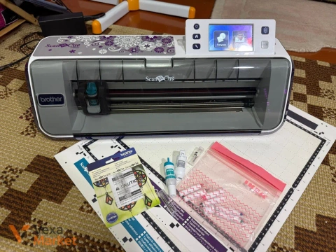 Ріжучий плотер Brother ScanNCut CM600 зі сканером