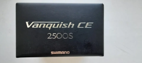 Розпродаж.  Shimano 26 Vanquish CE 2500S (новая)