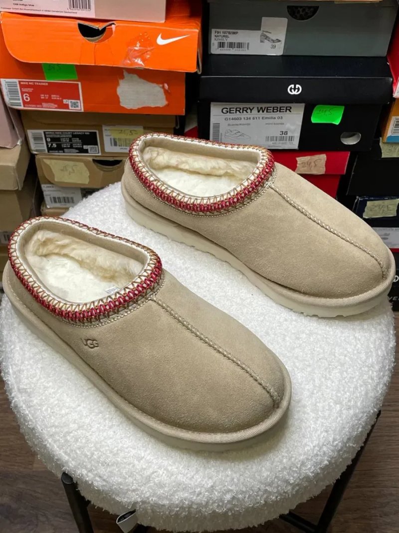 РОЗПРОДАЖ!!! Замшеві капці UGG Tasman. Оригінал!!! Розмір 38. — фото 2