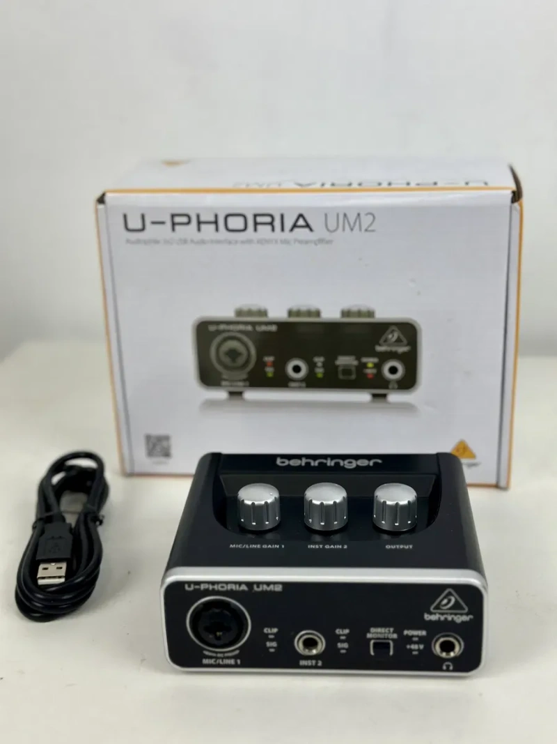 Розпродаж! звукова карта Behringer UM2 — фото 2